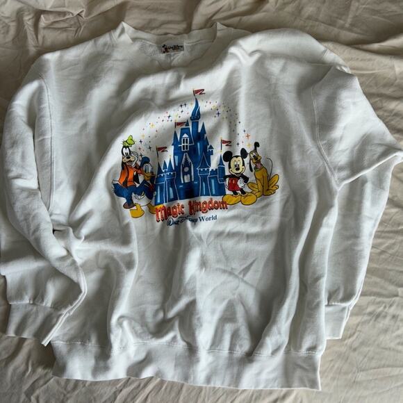 Disney Tops - Vintage Disney World Magic Kingdom Sweatshirt